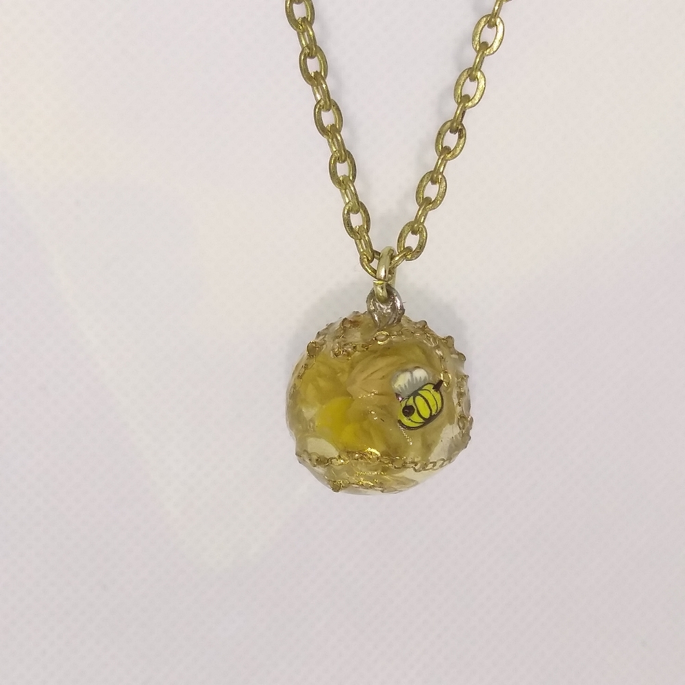 Hand made succulent and bumble bee necklace